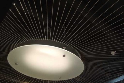 spankabel plafond