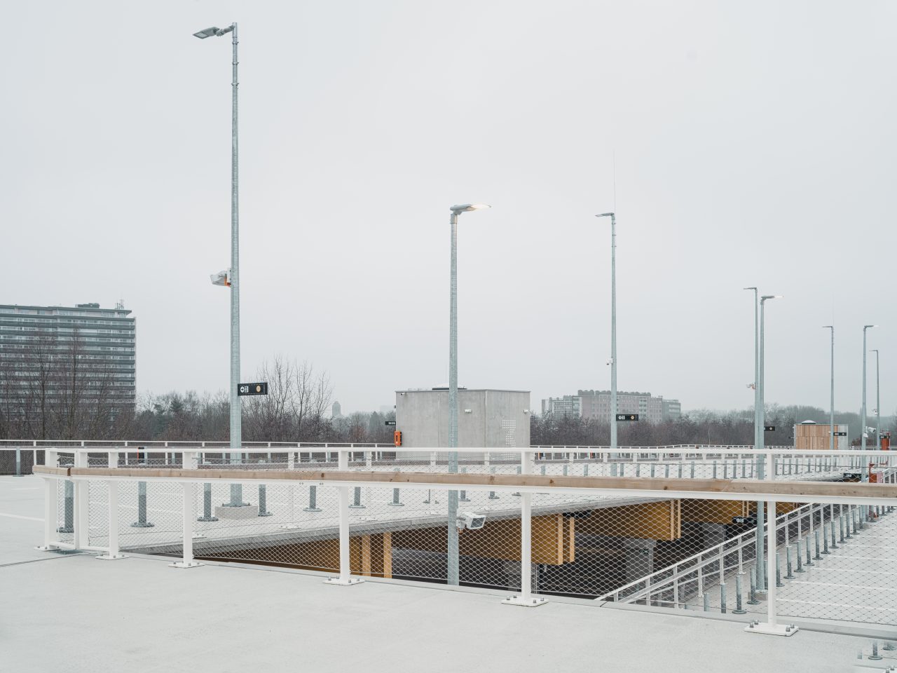 P+R Oosterweel Antwerpen - kabelnetten - Carl Stahl Benelux - 0225 parkeergarage parking parkeergebouw