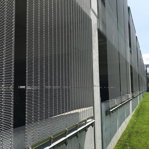 wire-mesh-facade-dealer-tire-4_500x500 - Haver&Boecker - Carl Stahl Architectuur