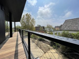 Balustrade met kabelnetten - woonhuis - Carl Stahl Architectuur (01)