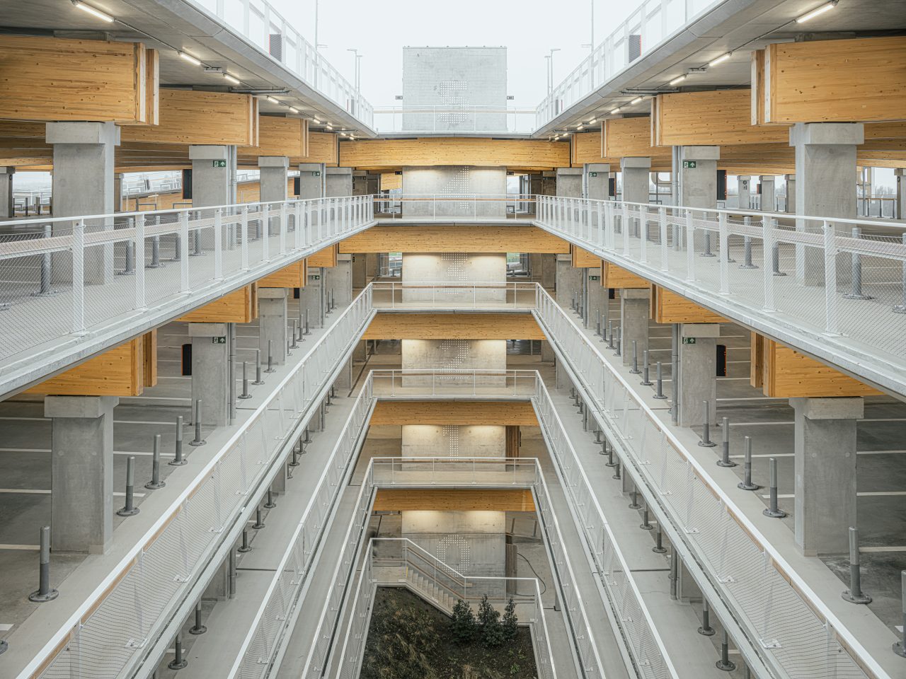 P+R Linkeroever, Oosterweel in Antwerpen - kabelnetten in Balustrades - Carl Stahl