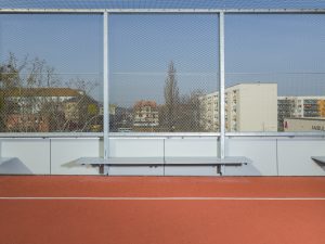Kabelnetten rondom sportveld - Carl Stahl - Baldauf&Baldauf