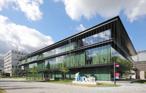 De Echo TU Delft, spankabels als klimhulp - Carl Stahl Green Walls